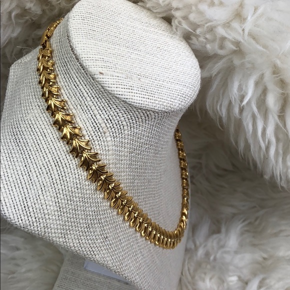 Vintage gold necklace - Picture 3 of 7